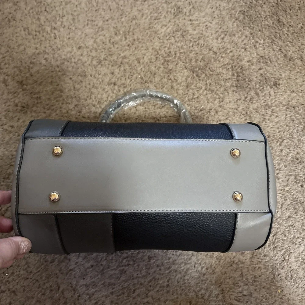 Adrienne Vittadini Regency Collection Pebbled Color Block Barrel Bag Purse Gray